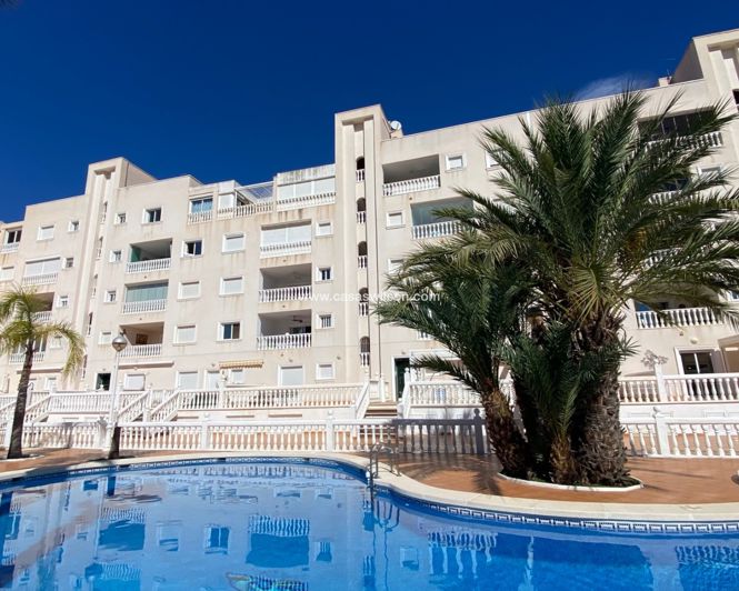 Image No.1-4 Bed Apartment for sale