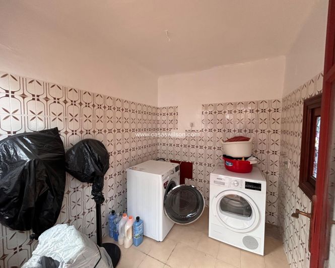 Image No.21-2 Bed House for sale