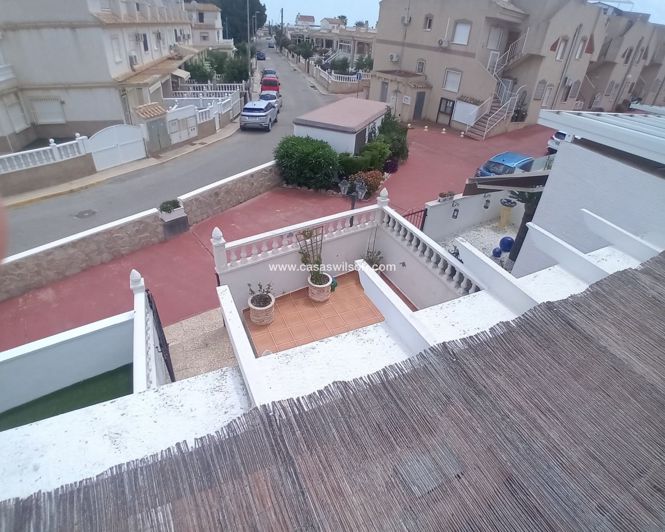 Image No.11-3 Bed Townhouse for sale