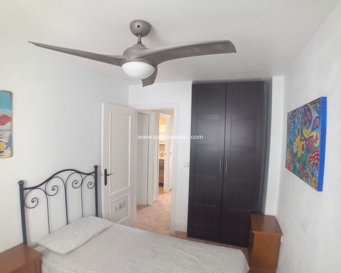 Image No.13-3 Bed Townhouse for sale