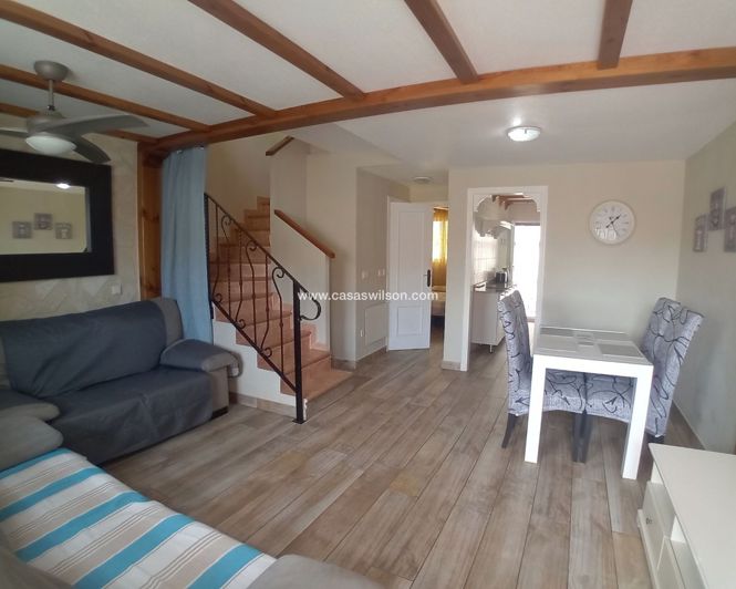 Image No.3-3 Bed Townhouse for sale