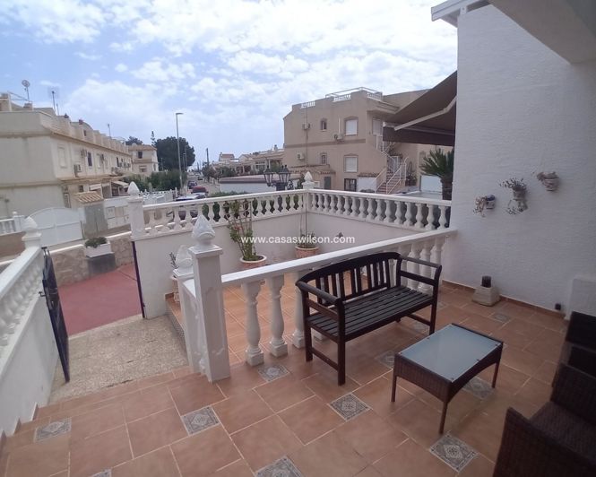 Image No.4-3 Bed Townhouse for sale