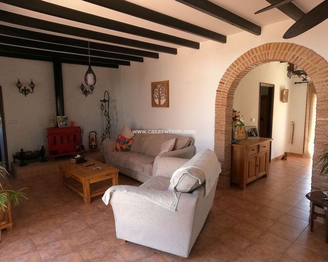 Image No.5-Villa de 5 chambres à vendre à Jacarilla