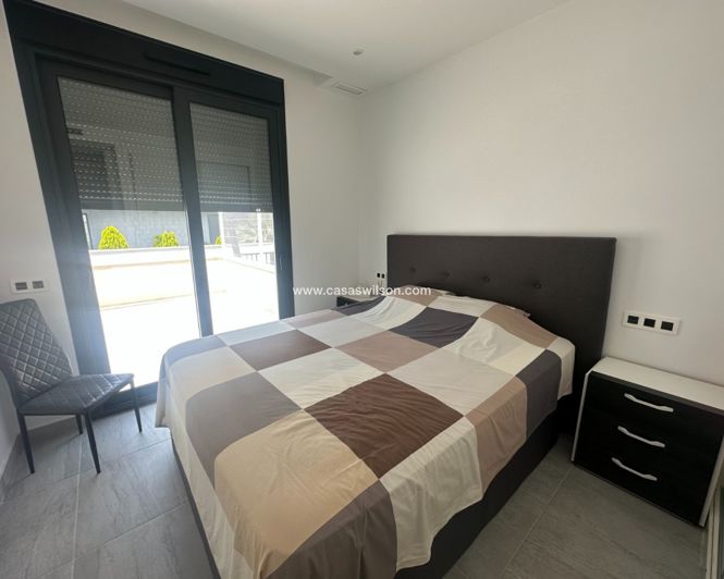 Image No.22-Villa de 5 chambres à vendre à San Miguel de Salinas