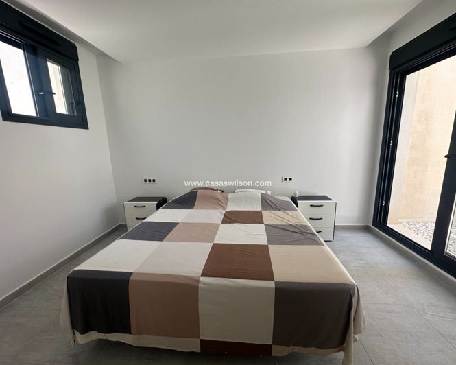 Image No.27-Villa de 5 chambres à vendre à San Miguel de Salinas