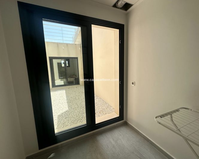 Image No.33-Villa de 5 chambres à vendre à San Miguel de Salinas