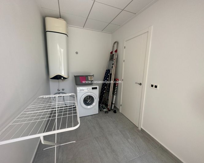 Image No.7-Villa de 5 chambres à vendre à San Miguel de Salinas