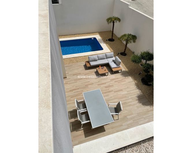 Image No.16-3 Bed Villa for sale