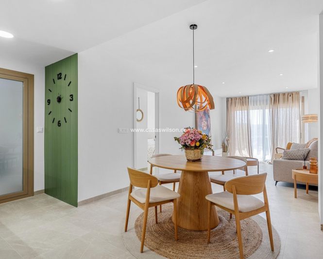 Image No.8-3 Bed Apartment for sale