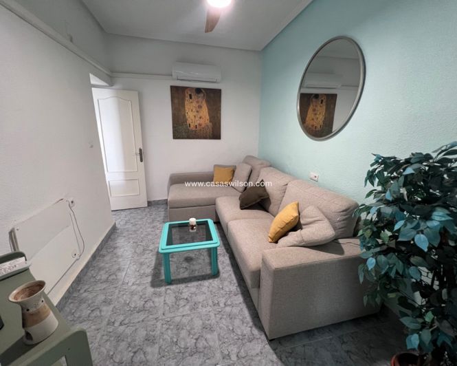 Image No.9-2 Bed House for sale