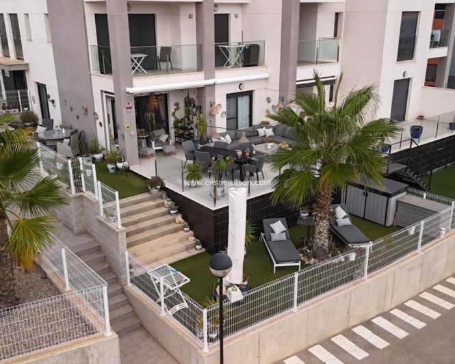 Image No.1-Appartement de 2 chambres à vendre à Orihuela Costa