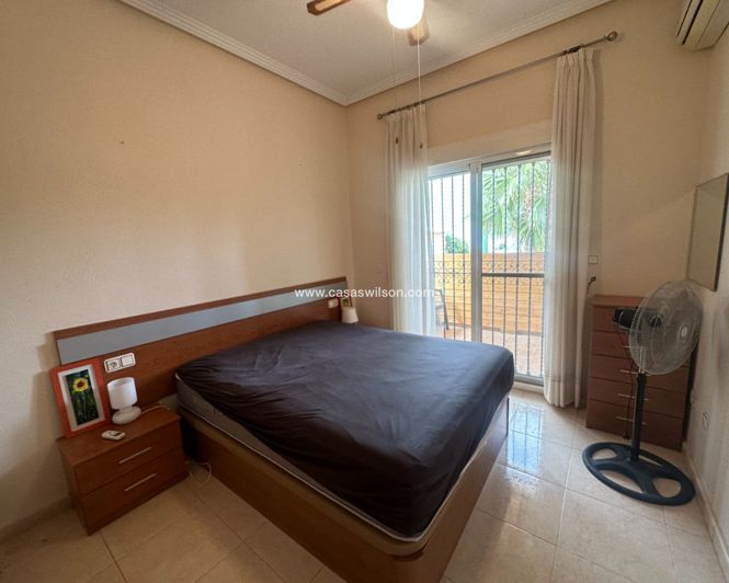 Image No.10-3 Bed Apartment for sale