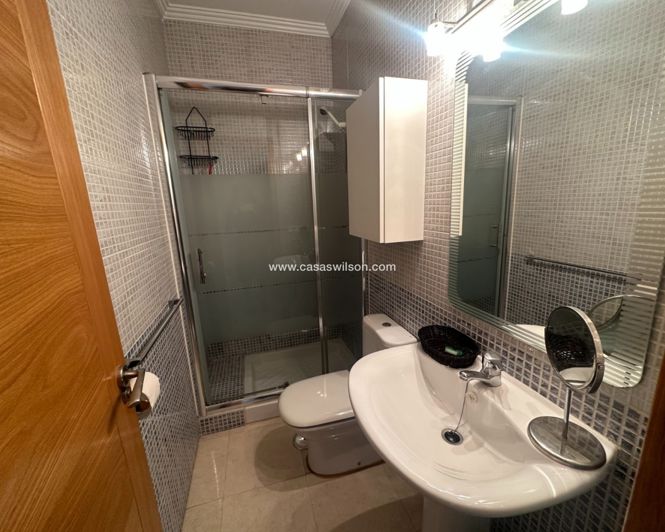 Image No.13-3 Bed Apartment for sale