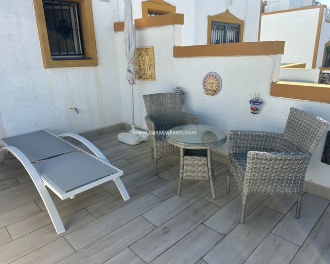 Image No.19-3 Bed Townhouse for sale