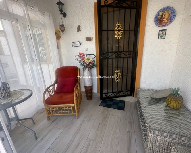 Image No.5-3 Bed Townhouse for sale