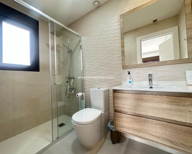 Image No.11-2 Bed Apartment for sale