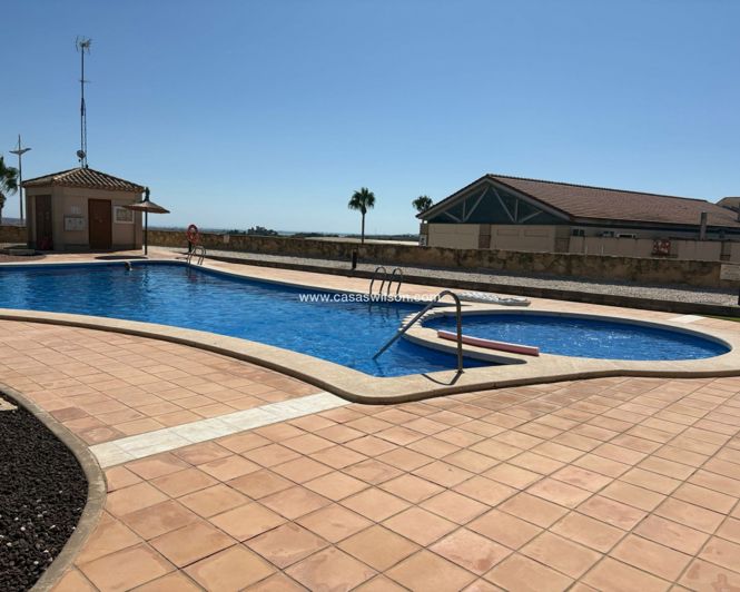 Image No.5-2 Bed Bungalow for sale