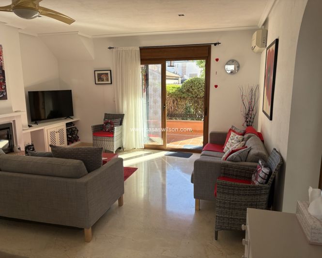 Image No.6-2 Bed Bungalow for sale