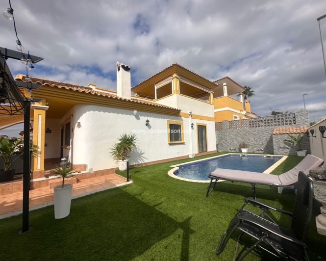 Image No.1-Propriété de 2 chambres à vendre à Orihuela