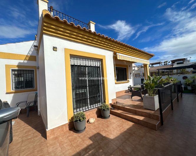 Image No.11-Villa de 2 chambres à vendre à Orihuela