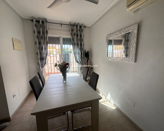 Image No.13-2 Bed Property for sale