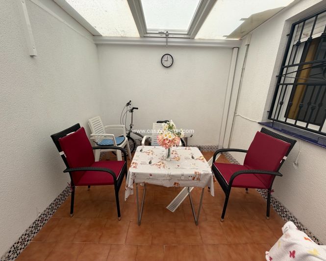 Image No.15-Appartement de 2 chambres à vendre à Orihuela Costa