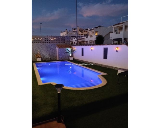 Image No.29-2 Bed Property for sale