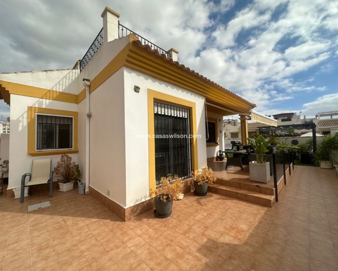 Image No.3-2 Bed Property for sale