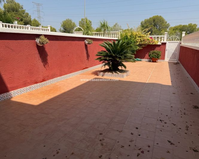 Image No.4-Appartement de 2 chambres à vendre à Orihuela Costa