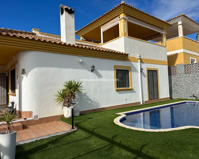 Image No.8-Villa de 2 chambres à vendre à Orihuela