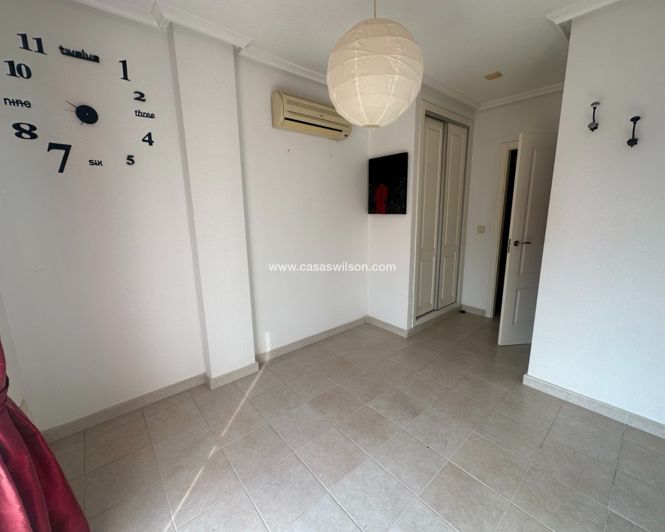 Image No.15-2 Bed Apartment for sale