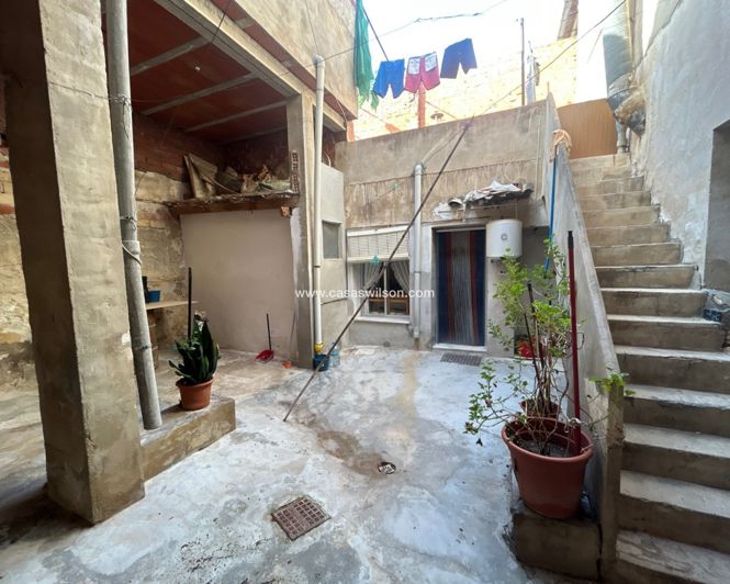 Image No.23-3 Bed House for sale