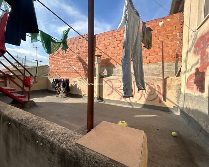 Image No.24-3 Bed House for sale