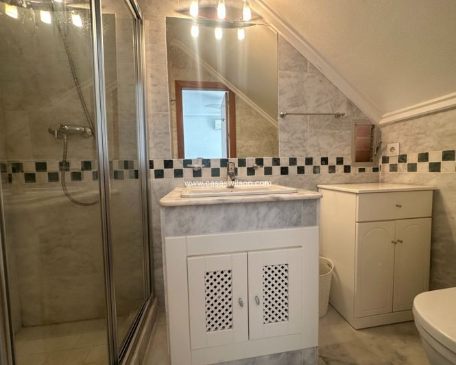 Image No.17-2 Bed Apartment for sale