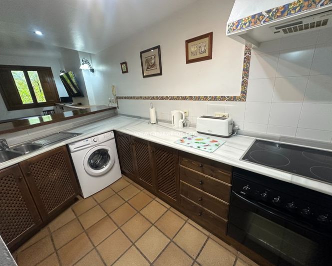 Image No.14-2 Bed Apartment for sale