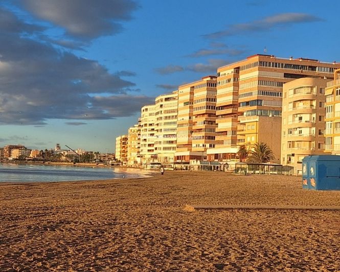 Image No.16-2 Bed Apartment for sale