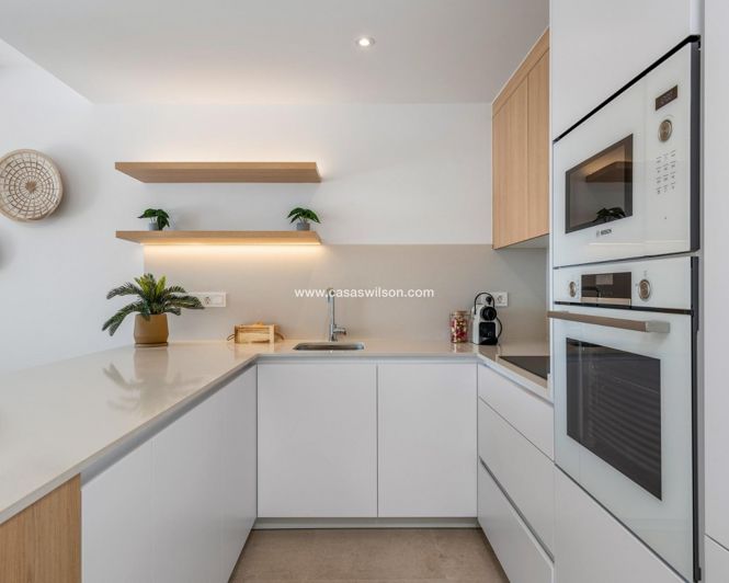 Image No.17-3 Bed Bungalow for sale