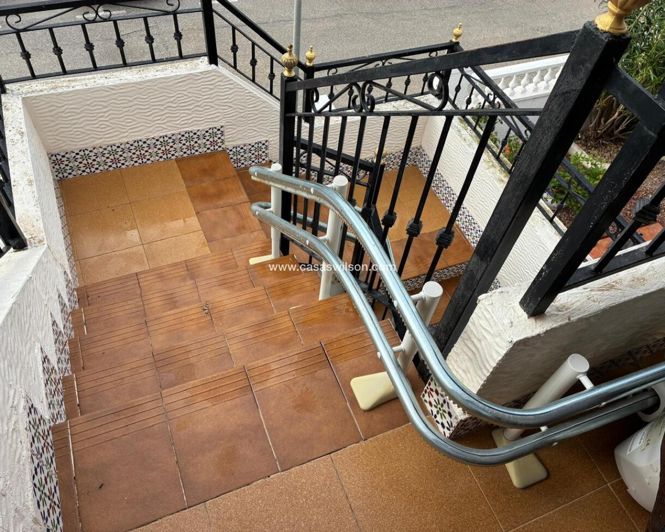 Image No.17-2 Bed Apartment for sale