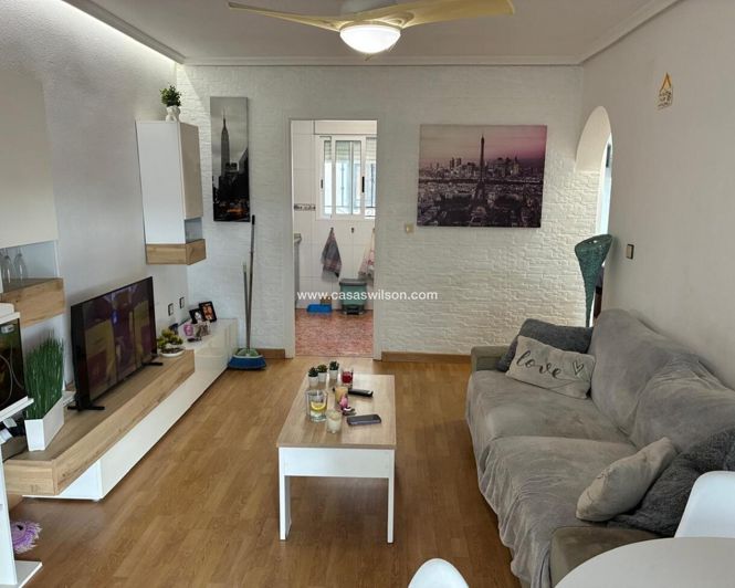 Image No.30-2 Bed Apartment for sale