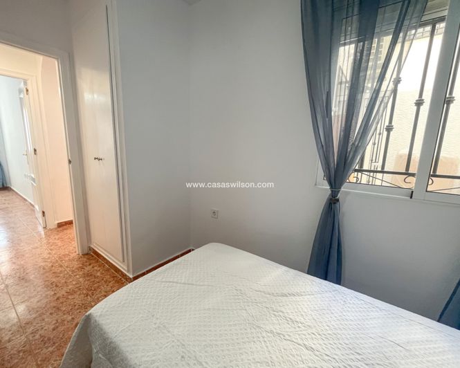 Image No.26-Appartement de 2 chambres à vendre à Alicante