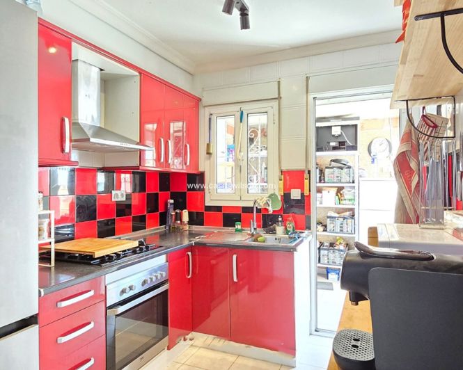 Image No.10-3 Bed Townhouse for sale