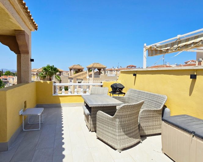 Image No.17-3 Bed Townhouse for sale