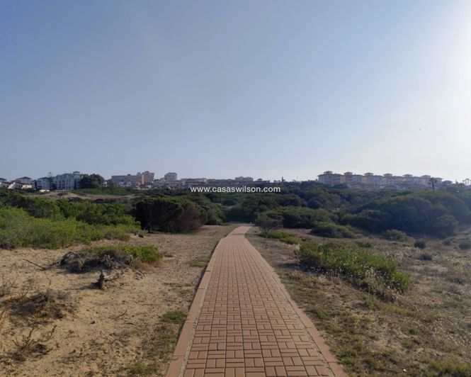 Image No.20-1 Bed Apartment for sale