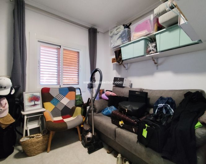 Image No.16-2 Bed Apartment for sale