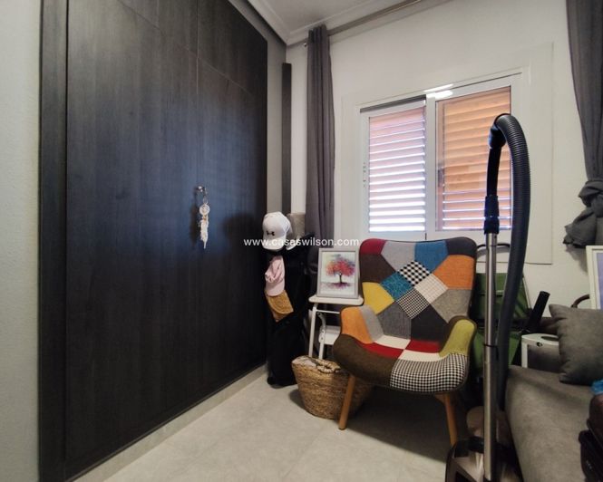 Image No.17-2 Bed Apartment for sale