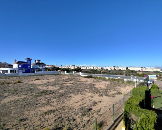 Image No.28-2 Bed Apartment for sale