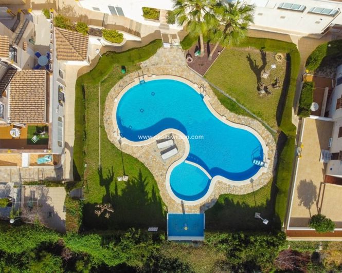 Image No.32-2 Bed Apartment for sale