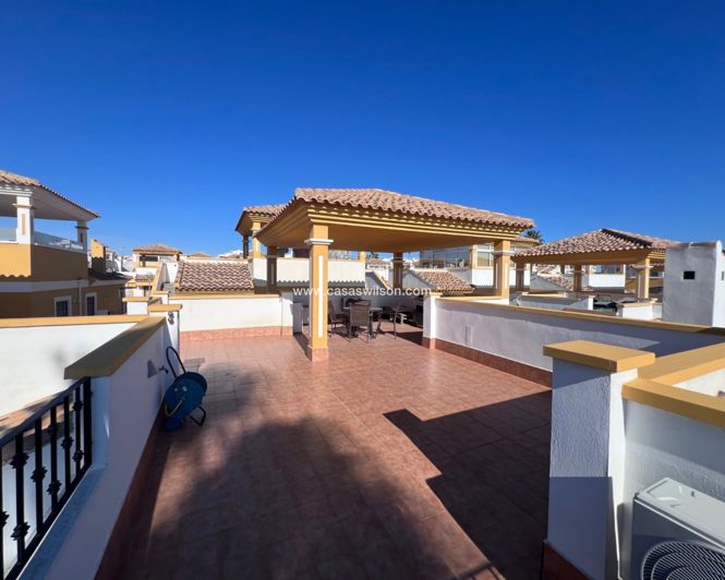 Image No.22-3 Bed Property for sale