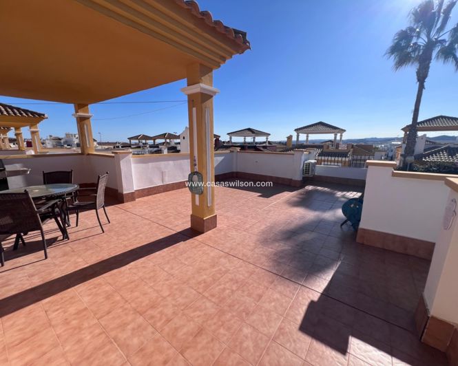 Image No.24-3 Bed Property for sale