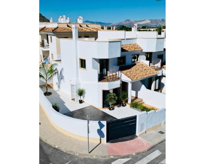 Image No.6-3 Bed Townhouse for sale